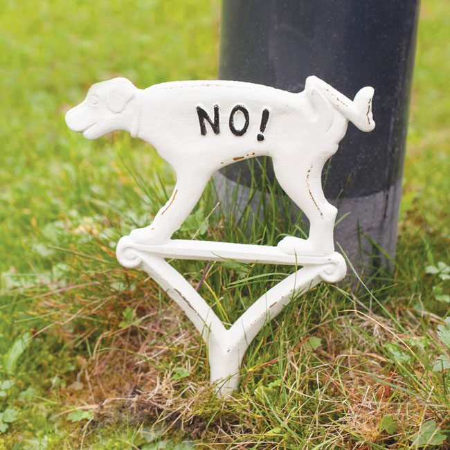 Esschert Design Cast Iron "NO!" Peeing Yard Sign, White